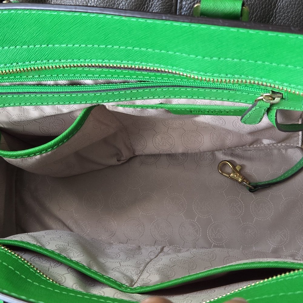Michael Kors Vibrant Green Satchel - Picture 4 of 4